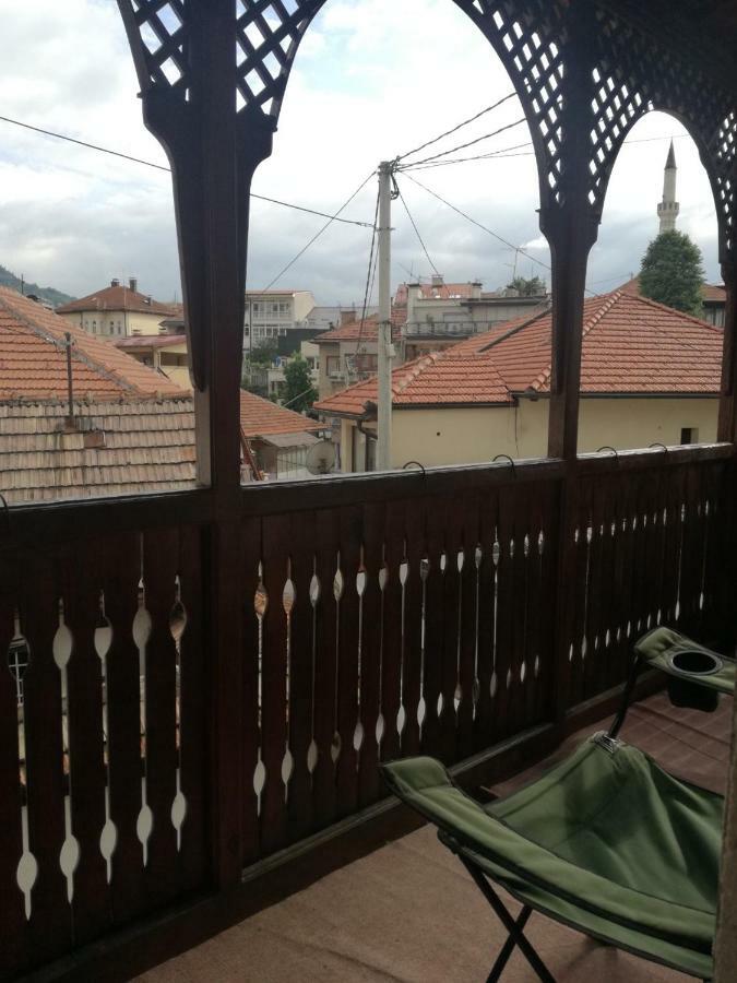 Lara * Sarajevo